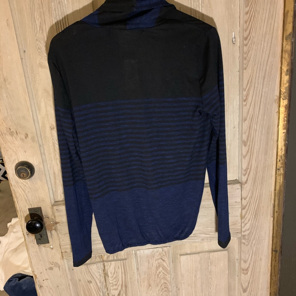 Great shirt to dress up or down